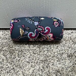 Vera Bradley Sun Glasses Case & Lense Cloth
